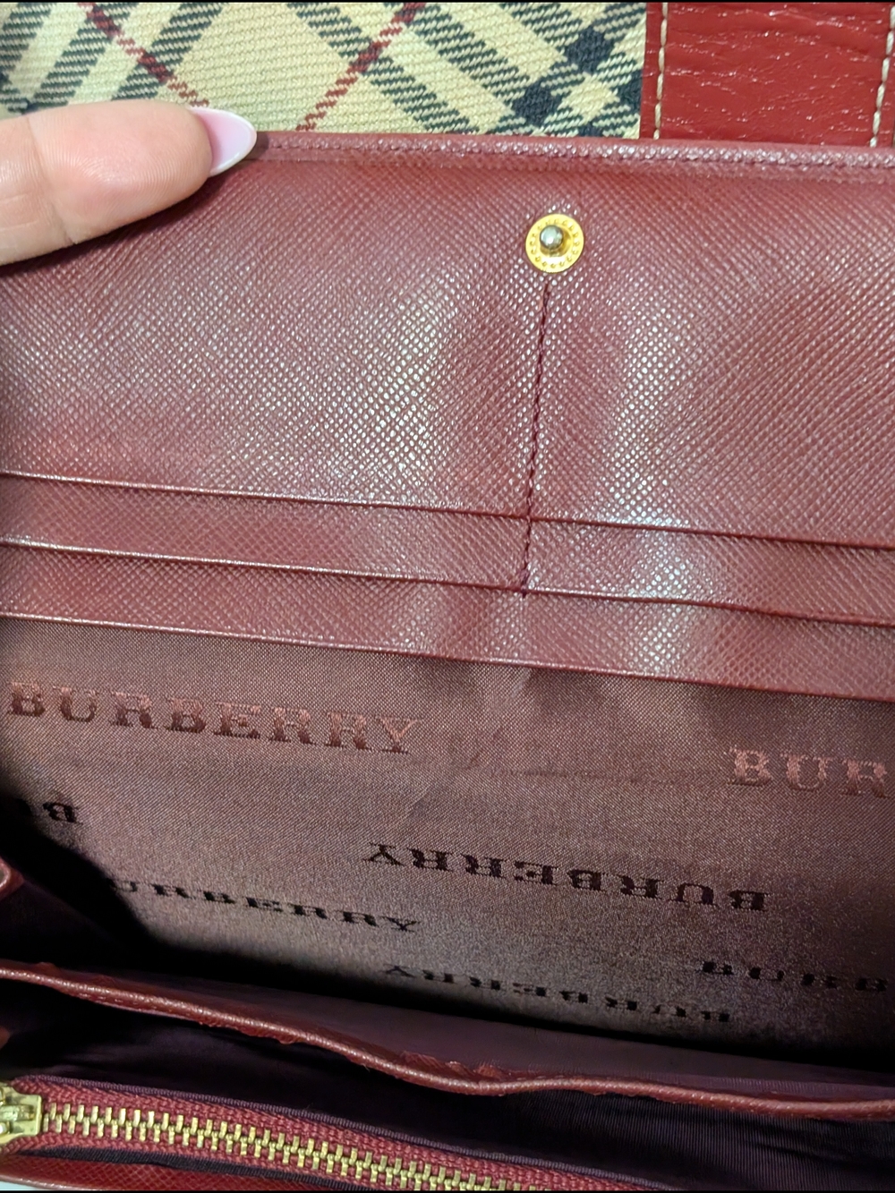 Burberry Beige Vintage Check Wallet with Burgundy Leather Trim - Picture 6 of 10